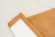 Load image into Gallery viewer, Signature 92 - Camel Oat